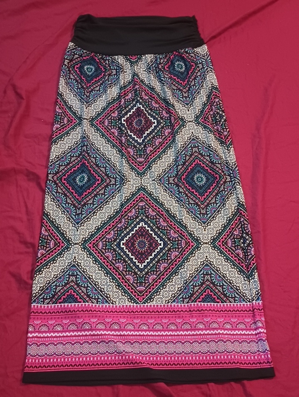 Apt. 9 Black-Waist Pink and Blue Geometric Maxi Skirt Size XL Beautiful Like New